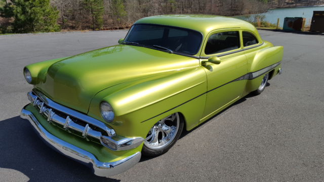 1953 Green Chevrolet Bel Air/150/210 Chopped top and suicide doors