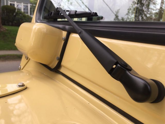 1981 Bellatrix Yellow Toyota Land Cruiser Standard Cab Pickup