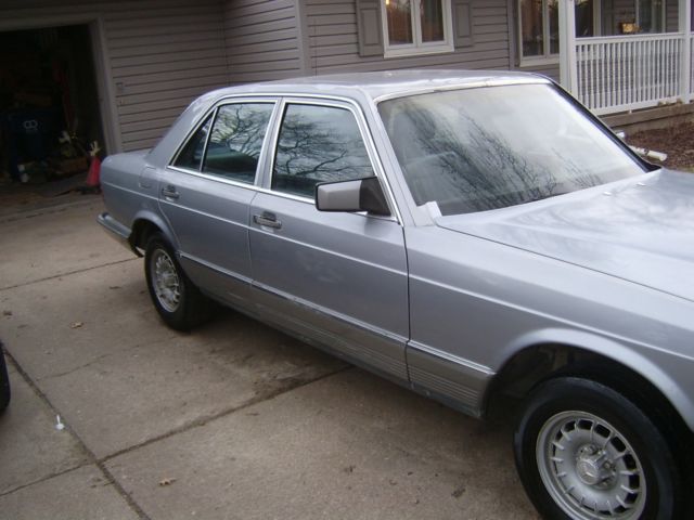 1984 Silver Mercedes-Benz S-Class Sedan