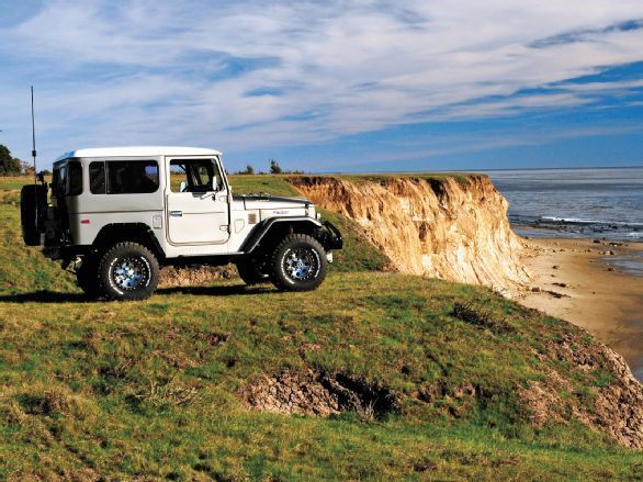 1977 PEWTER SILVER METALIC Toyota Land Cruiser Convertible
