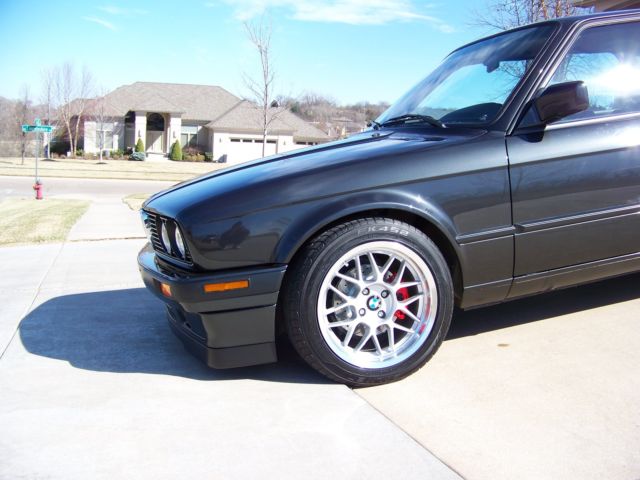 1991 Diamond Schwartz/Metalic Black BMW 3-Series Coupe