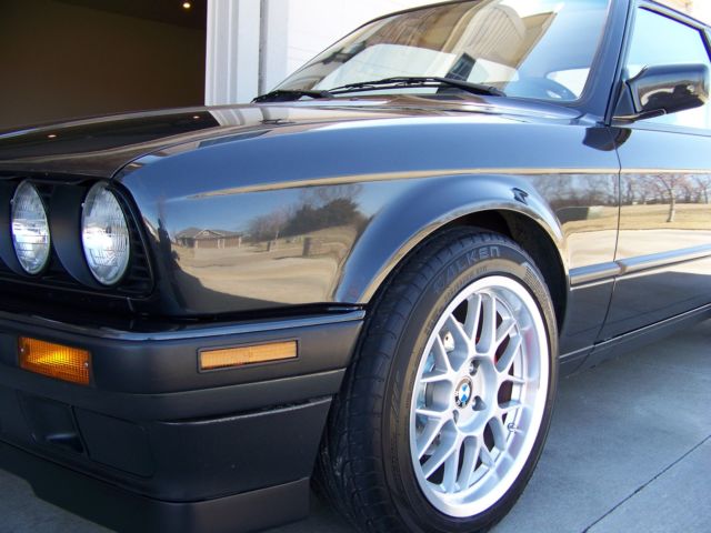 1991 Diamond Schwartz/Metalic Black BMW 3-Series Coupe