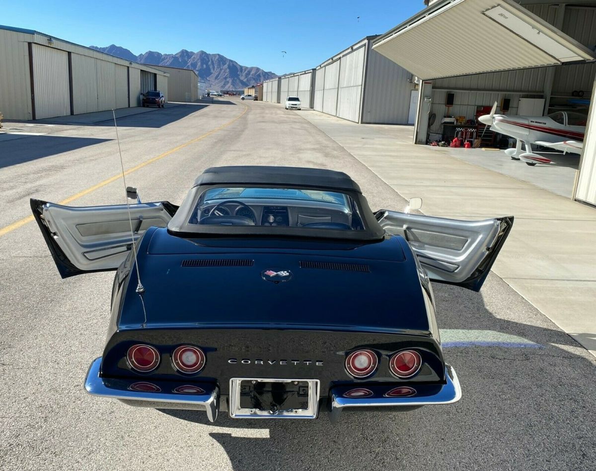 1969 Black Chevrolet Corvette Convertible