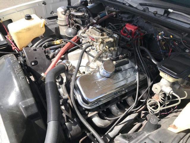 1983 White Chevrolet Monte Carlo Coupe