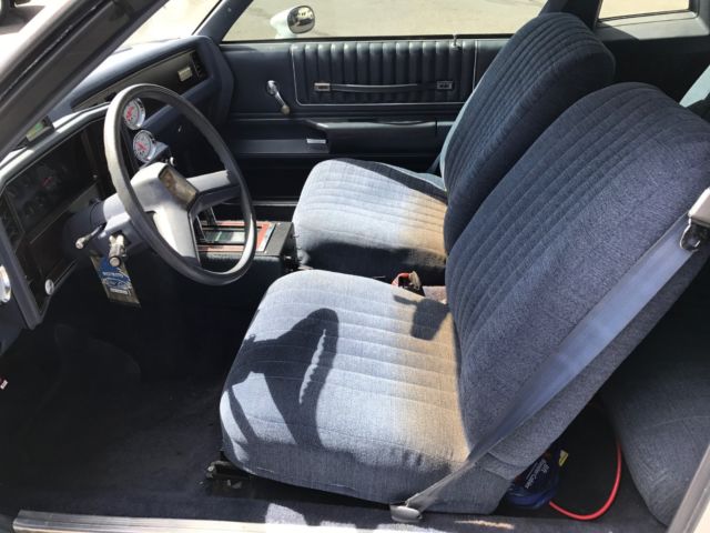 1983 White Chevrolet Monte Carlo Coupe