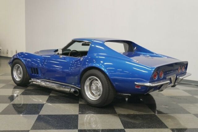1968 Blue Chevrolet Corvette Coupe