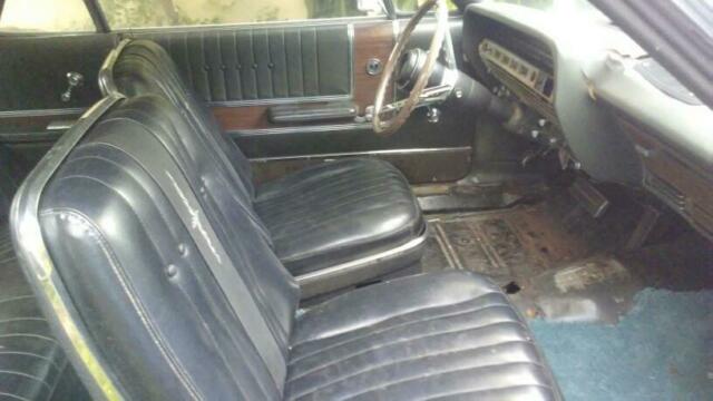 1967 Gold Ford Galaxie Coupe