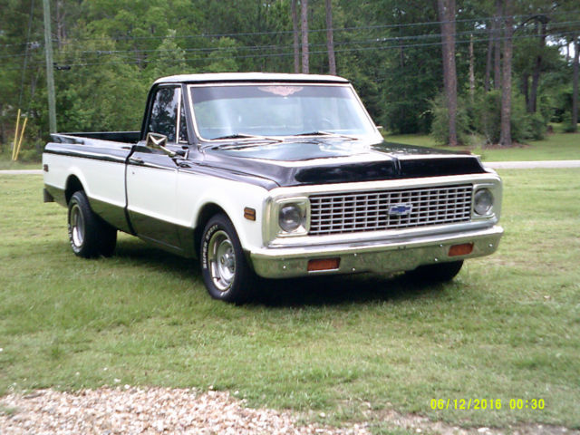 1972 Black and White Chevrolet C-10 LB Pick Up
