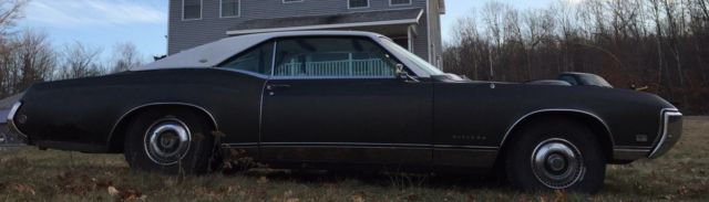 1968 Gray Buick Riviera Coupe