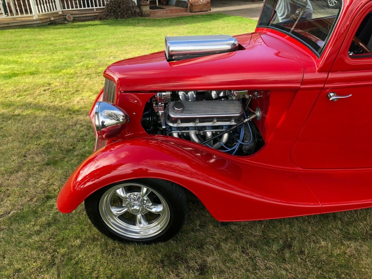 1933 Red Ford Vicky 2 door