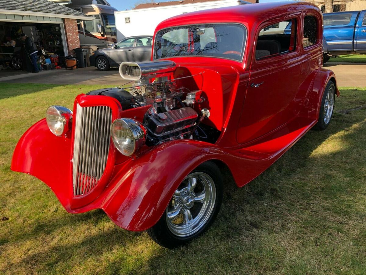 1933 Red Ford Vicky 2 door
