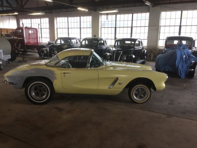 1962 Yellow Chevrolet Corvette Convertible