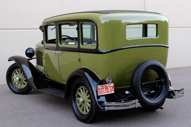 1930 Green & Black Dodge DD New Sedan Sedan