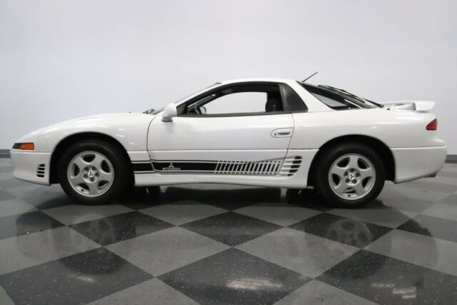 1991 White Mitsubishi 3000GT Coupe