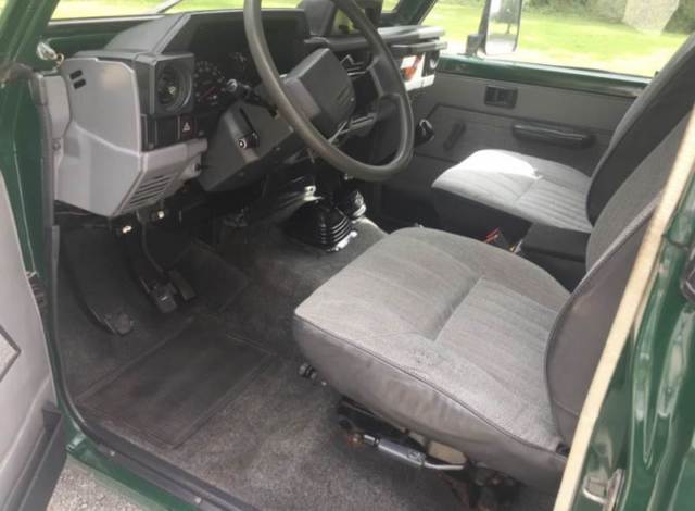 1990 Green Toyota Land Cruiser SUV