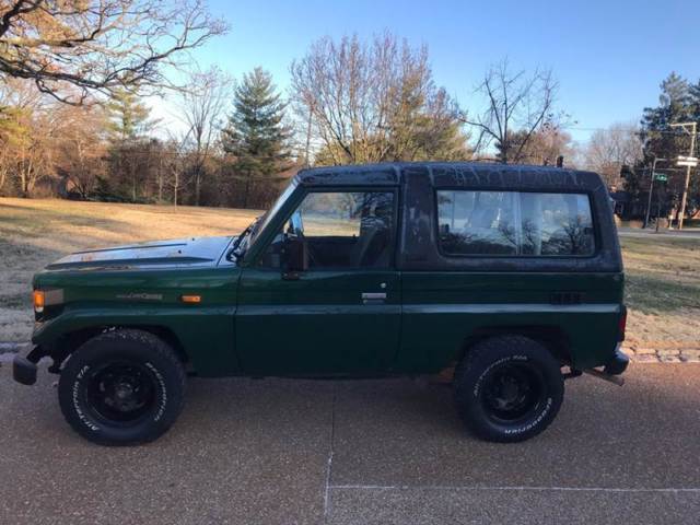 1990 Green Toyota Land Cruiser SUV