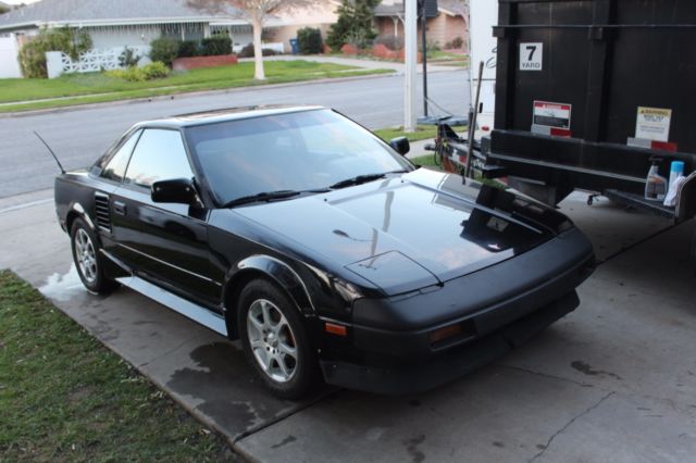1987 Black Toyota MR2 Coupe