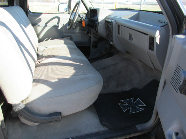 1988 Black Ford F-150 Standard Cab Pickup