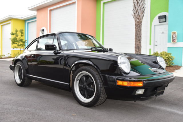 1984 Black Porsche 911