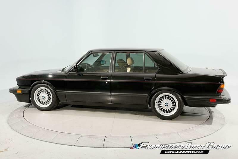 1988 Black BMW M5 Sedan