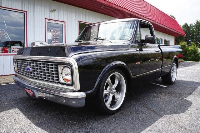 1969 Black Chevrolet C-10 --