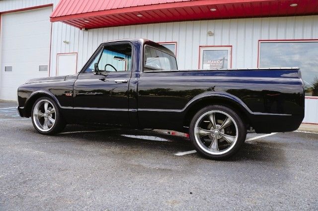 1969 Black Chevrolet C-10 --