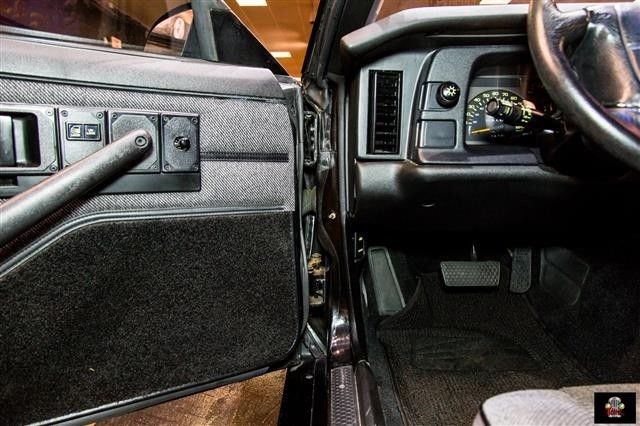 1992 Black Chevrolet Camaro --