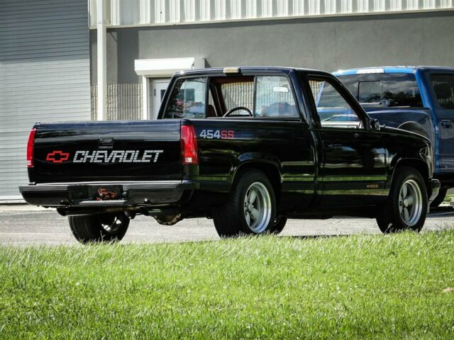 1990 Black Chevrolet C/K Pickup 1500 Truck