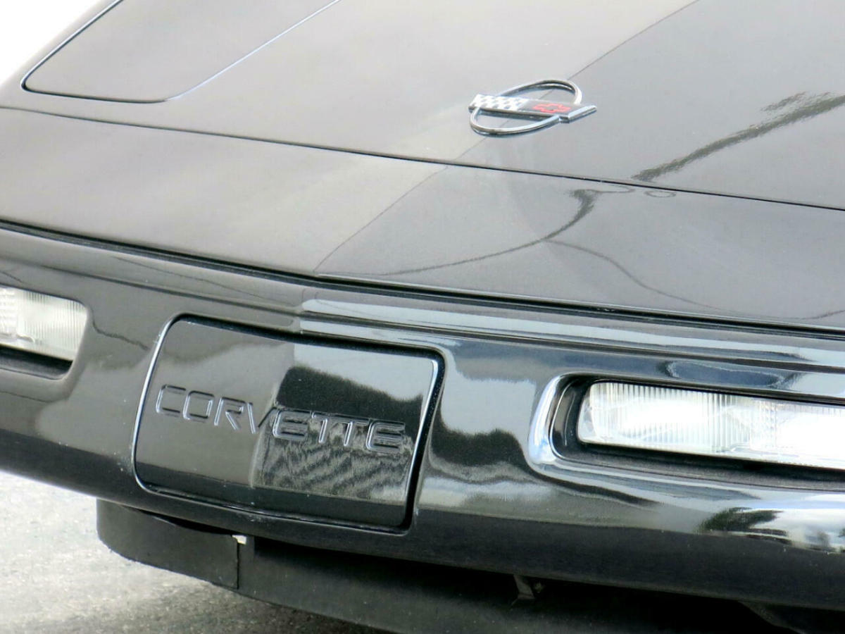 1991 Black Chevrolet Corvette --