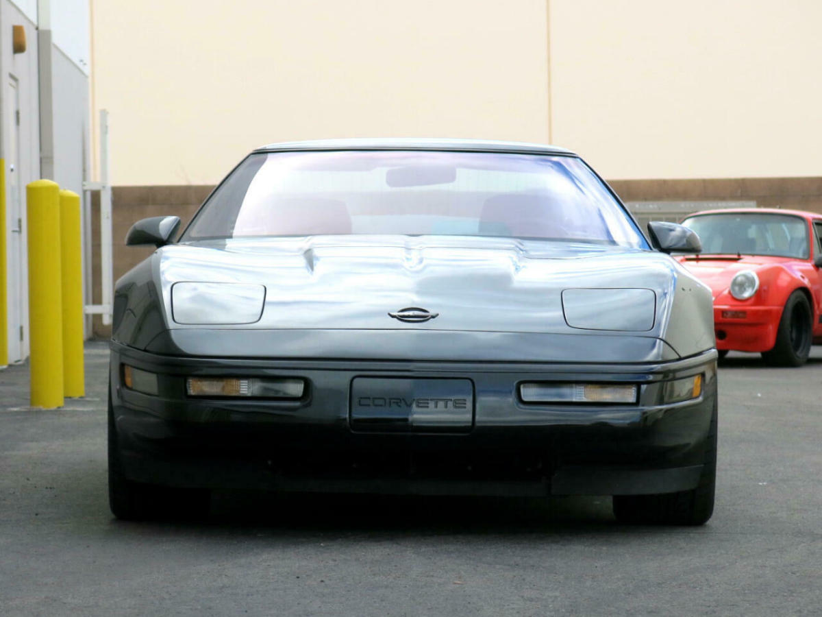 1991 Black Chevrolet Corvette --