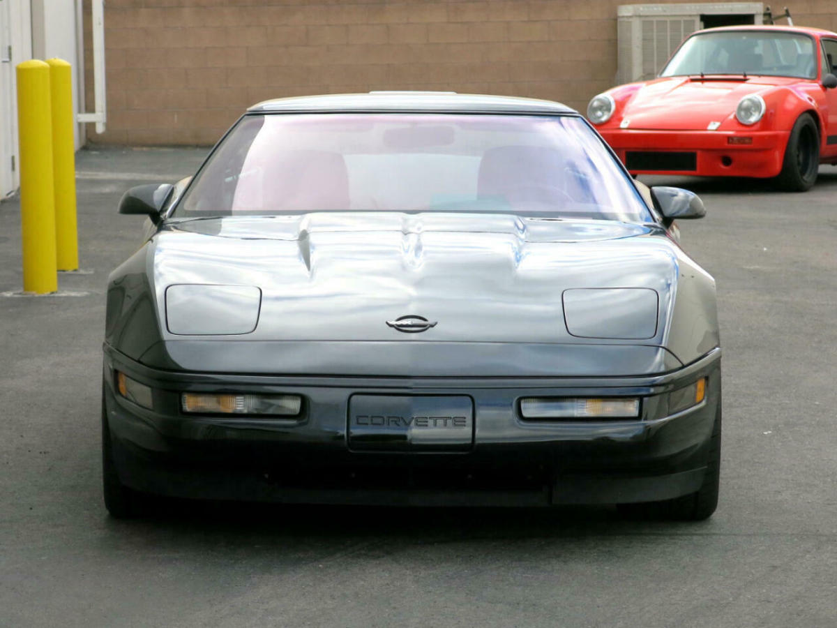 1991 Black Chevrolet Corvette --