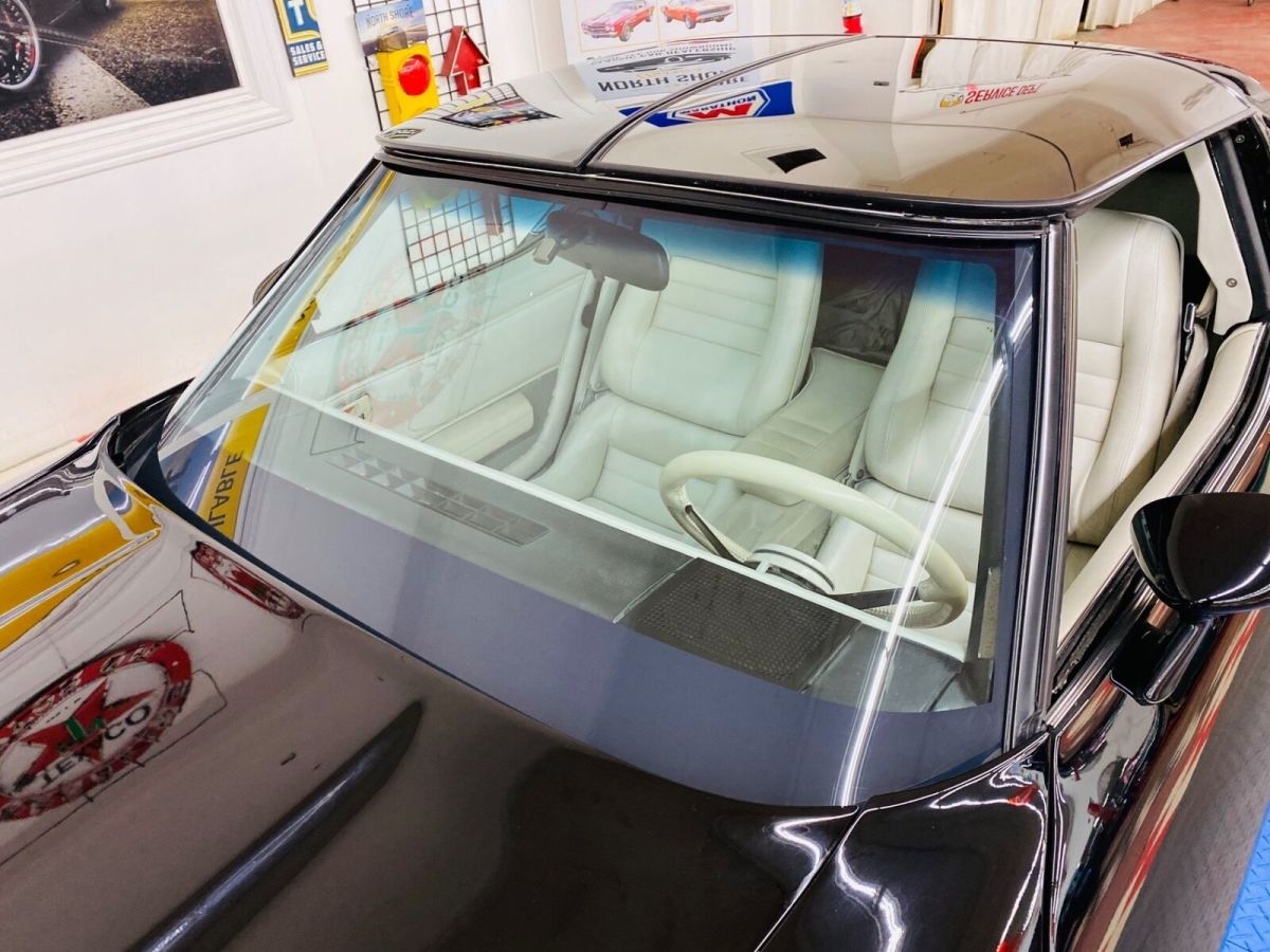 1980 Black Chevrolet Corvette Coupe