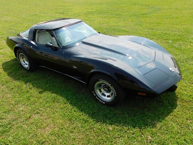 1978 Black Chevrolet Corvette --