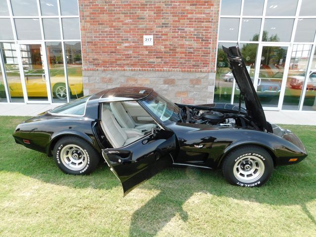 1978 Black Chevrolet Corvette --