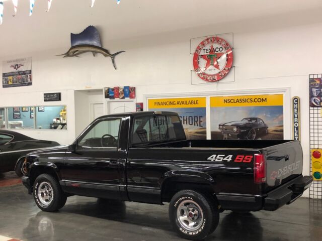 1990 Black Chevrolet Other Pickups Pick Up