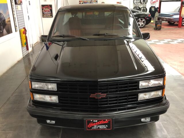 1990 Black Chevrolet Other Pickups Pick Up