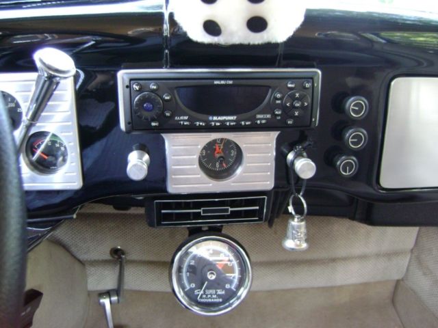 1935 Black Ford Coupe Coupe
