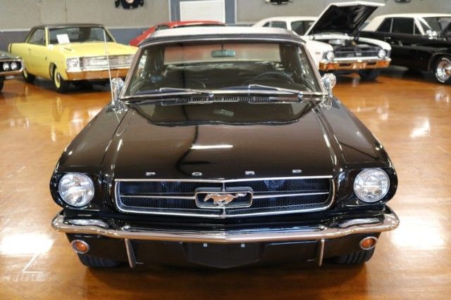 1965 Black Ford Mustang --