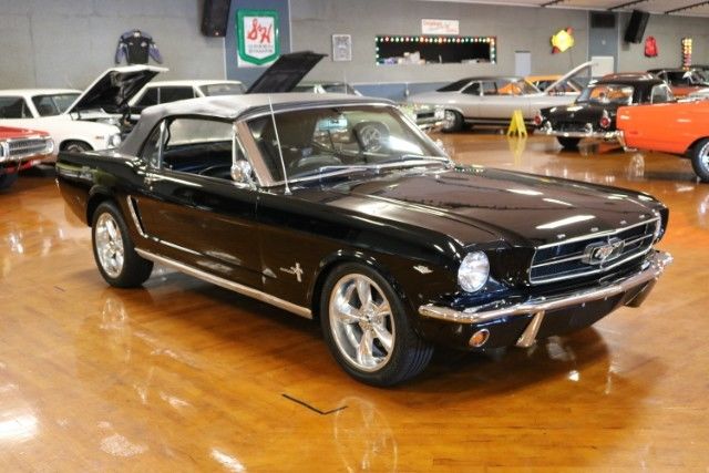 1965 Black Ford Mustang --