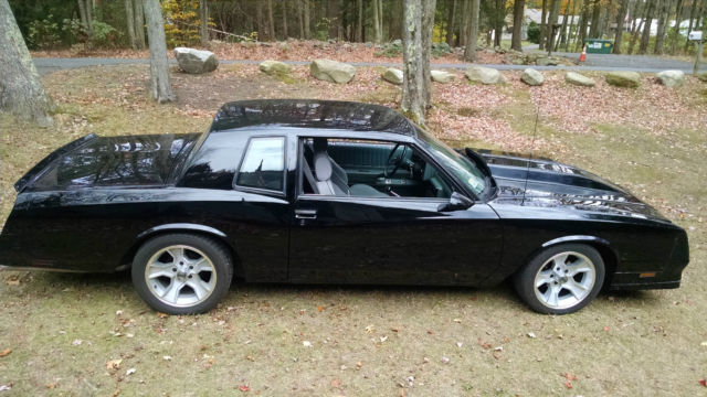 1986 Black Chevrolet Monte Carlo