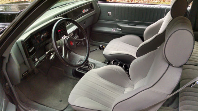 1986 Black Chevrolet Monte Carlo