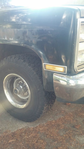 1986 Black GMC Sierra 1500 Standard Cab Pickup