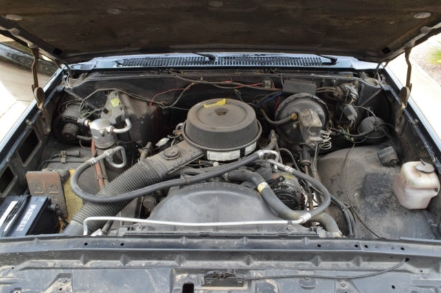 1984 Midnight Black GMC Sierra 2500 Single Cab Long Bed Pickup 