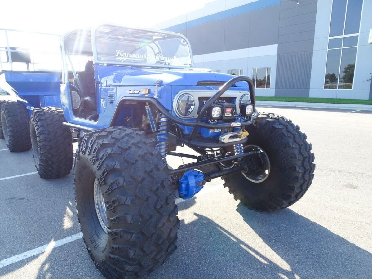 1972 Blue Toyota FJ Cruiser --