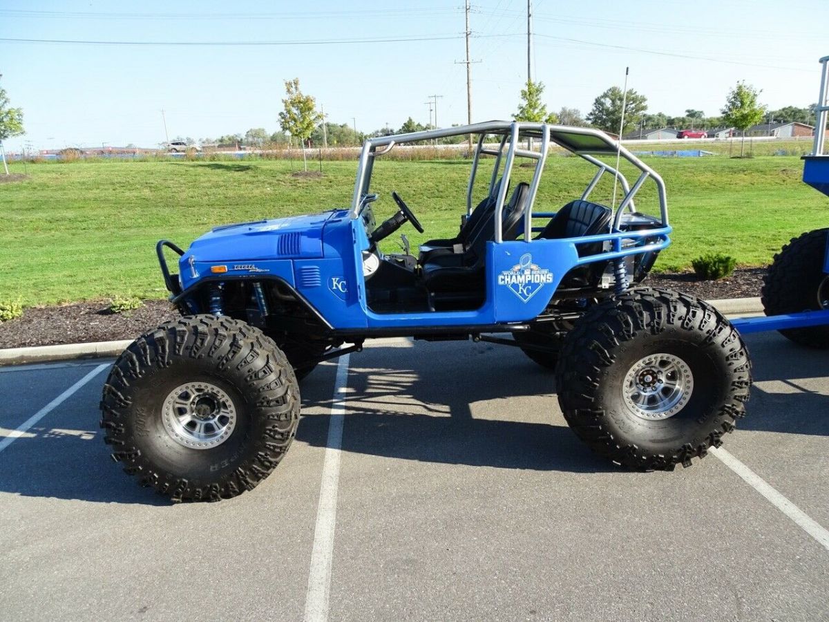 1972 Blue Toyota FJ Cruiser --