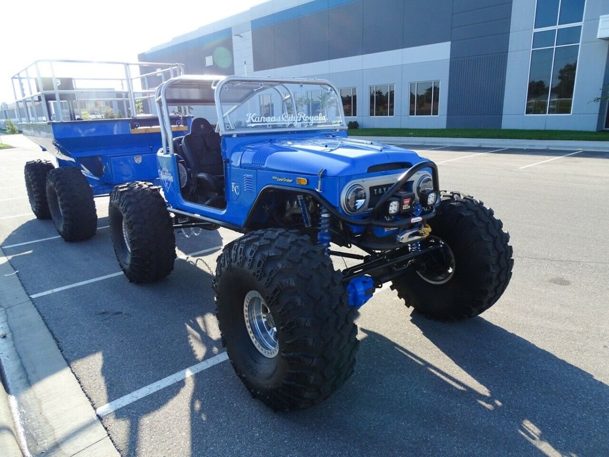 1972 Blue Toyota FJ Cruiser --