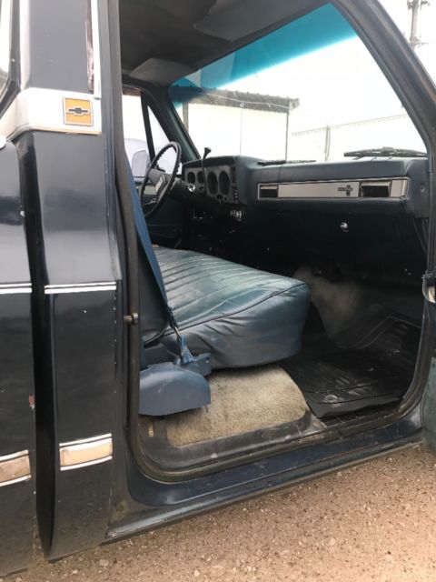 1987 Blue Chevrolet C-10 Cab & Chassis