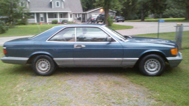 1984 Blue Mercedes-Benz 500-Series Coupe