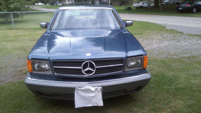 1984 Blue Mercedes-Benz 500-Series Coupe