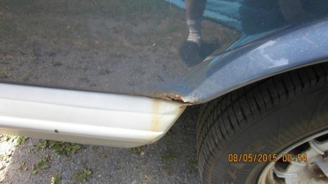 1984 Blue Mercedes-Benz 500-Series Coupe